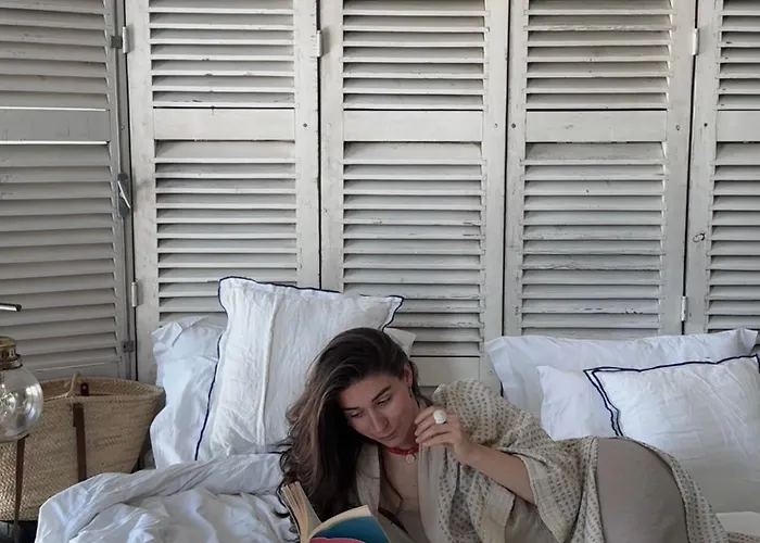 To Be Social House